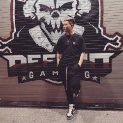 Streamer giàu có sở thích đốt tiền: Độ Mixi chơi mô hình tiền tỷ, Linh Ngọc Đàm nuôi mèo hàng trăm triệu đồng - Ảnh 4.