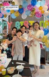 Tiệc thôi nôi của ái nữ nhà Cường Đô La: Bà nội đại gia xuất hiện, công khai tên thật của con gái  - Ảnh 7.