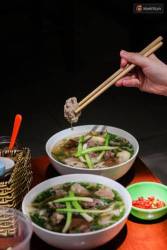 Quán phở Việt nổi tiếng cả ra nước ngoài nhờ việc ship hàng bằng xe điện bây giờ ra sao? - Ảnh 23.
