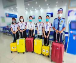 Nhiều ngân hàng tại Tp. Hồ Chí Minh thực hiện 3 tại chỗ - Ảnh 4. Nhiều ngân hàng tại Tp. Hồ Chí Minh thực hiện 3 tại chỗ - Ảnh 4.