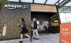 Độc quyền kiểu Amazon: Ưu tiên 'gà nhà', cạnh tranh quyết liệt với chính khách hàng, thậm chí khoá tài khoản người bán không vì lý do gì - Ảnh 1.