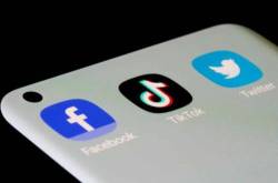 Vượt Facebook, lần đầu tiên một mạng xã hội Trung Quốc trở thành ứng dụng được tải xuống nhiều nhất trên thế giới - Ảnh 1.