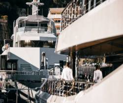 Cảnh xa xỉ tại triển lãm du thuyền Monaco, nơi quy tụ tài sản của nhà giàu thế giới  - Ảnh 3.