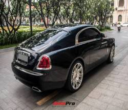 Doanh nhân Nguyễn Quốc Cường lần đầu khoe nội thất Rolls-Royce Wraith trên MXH sau 1 năm ‘đưa nàng về dinh’ - Ảnh 4.