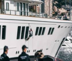  Cảnh xa xỉ tại triển lãm du thuyền Monaco, nơi quy tụ tài sản của nhà giàu thế giới  - Ảnh 7.