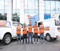 Chơi trội thời Covid-19 của ông lớn vận tải AhaMove : Công bố gói bảo hiểm trợ cấp tiền mặt khi nằm viện cho hơn 120.000 tài xế - Ảnh 1.