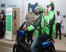 Gojek bắt tay công ty năng lượng của Indonesia, đẩy mạnh phát triển hệ sinh thái xe điện hai bánh - Ảnh 1. Gojek bắt tay công ty năng lượng của Indonesia, đẩy mạnh phát triển hệ sinh thái xe điện hai bánh - Ảnh 1.