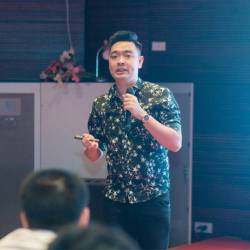  Giám đốc trẻ cầm đầu đường dây đánh bạc: Trên Facebook là thiếu gia, hay nói đạo lý - Ảnh 1.