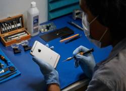Apple cho phép người dùng iPhone tự sửa điện thoại - Ảnh 2. Apple cho phép người dùng iPhone tự sửa điện thoại - Ảnh 2.