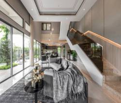 Căn biệt thự lệch tầng được đầu tư 8 tỷ chỉ riêng nội thất, không gian sang chảnh ngút trời nhưng vẫn thoáng đãng, tự nhiên - Ảnh 1. Căn biệt thự lệch tầng được đầu tư 8 tỷ chỉ riêng nội thất, không gian sang chảnh ngút trời nhưng vẫn thoáng đãng, tự nhiên - Ảnh 1.