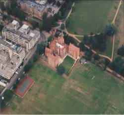  Linacre College thuộc ĐH Oxford đổi tên theo tỷ phú Nguyễn Thị Phương Thảo làm ăn ra sao?  - Ảnh 3.
