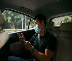 Một ngày thời Covid-19 của CEO Grab: Bận rộn công việc nhưng vẫn dành thời gian cho 4 con - Ảnh 6.