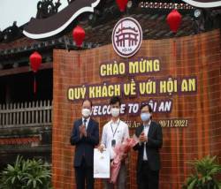 Khách quốc tế đến tham quan, Hội An sôi động trở lại - Ảnh 7. Khách quốc tế đến tham quan, Hội An sôi động trở lại - Ảnh 7.