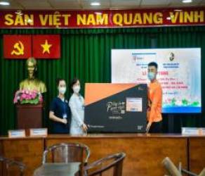 Chung tay đẩy lùi gian khó, sống có trách nhiệm với cộng đồng cùng coocaa TV - Ảnh 1. Chung tay đẩy lùi gian khó, sống có trách nhiệm với cộng đồng cùng coocaa TV - Ảnh 1.