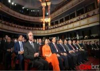 Hé lộ loạt ảnh bà Phạm Thu Hương, vợ tỷ phú Phạm Nhật Vượng lần đầu xuất hiện trước công chúng - Ảnh 3.