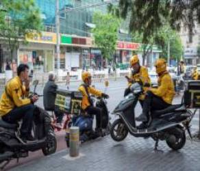 Gọng kìm của Trung Quốc đối với các ông lớn công nghệ: Tham vọng vắt kiệt từ Alibaba đến Meituan, ‘búng tay’ xoá sổ 1.500 tỷ USD trong nháy mắt mới chỉ là khởi đầu - Ảnh 2. Gọng kìm của Trung Quốc đối với các ông lớn công nghệ: Tham vọng vắt kiệt từ Alibaba đến Meituan, ‘búng tay’ xoá sổ 1.500 tỷ USD trong nháy mắt mới chỉ là khởi đầu - Ảnh 2.