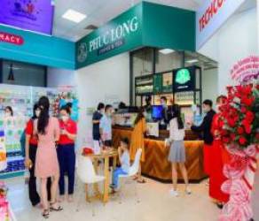 Cú đổi đời của ông chủ Phúc Long: Từ công ty gia đình lãi bèo bọt vài chục tỷ bỗng được trao tay gần 3.000 tỷ đồng nhờ nên duyên với Masan - Ảnh 4. Cú đổi đời của ông chủ Phúc Long: Từ công ty gia đình lãi bèo bọt vài chục tỷ bỗng được trao tay gần 3.000 tỷ đồng nhờ nên duyên với Masan - Ảnh 4.