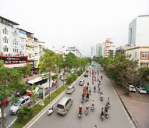 GS. TSKH Nguyễn Mại bàn về giải pháp căn cơ sau vụ các đại gia BĐS bỏ cọc: Tầm nhìn quy hoạch 10 năm và những con đường đắt nhất hành tinh của Việt Nam! - Ảnh 1.