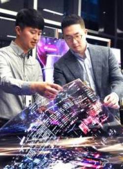  Chân dung người con nuôi thừa kế toàn bộ đế chế LG trị giá hàng trăm tỷ USD: Combo chuẩn con nhà người ta, phá vỡ quy tắc để kết hôn với thường dân - Ảnh 11.