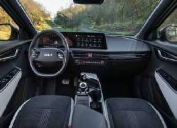 Mẫu xe Hàn giá dưới 1 tỷ thắng lớn tại Mỹ: Đẹp lạ, sẽ về Việt Nam, vá kẽ hở của VinFast - Ảnh 4.