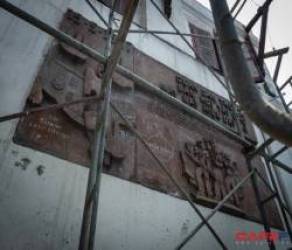  Cận cảnh tòa nhà cổ 4 mặt tiền gần quảng trường Ba Đình vừa bị yêu cầu dừng phá dỡ: Một công ty trên sàn dự định kết hợp Him Lam xây cao ốc trị giá 1.500 tỷ đồng  - Ảnh 10.