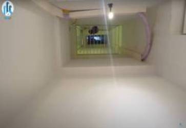 Nhà trong ngõ “nhỏ mà có võ” tại Hà Nội: Diện tích mặt sàn chỉ ngang phòng trọ nhưng dân mạng đồng loạt xuýt xoa vì thiết kế tuyệt vời “hết nước chấm” - Ảnh 4.